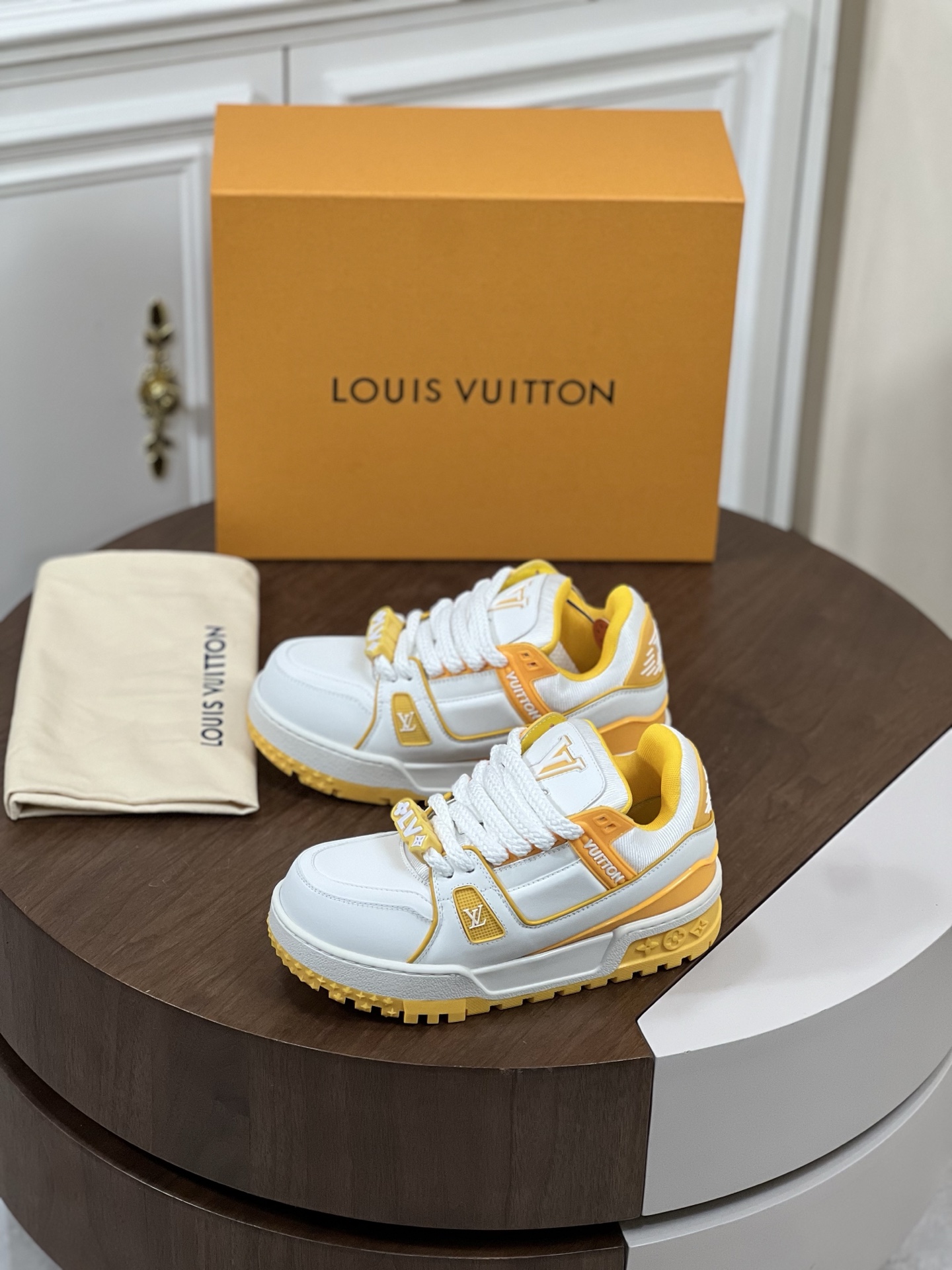 LV 01459