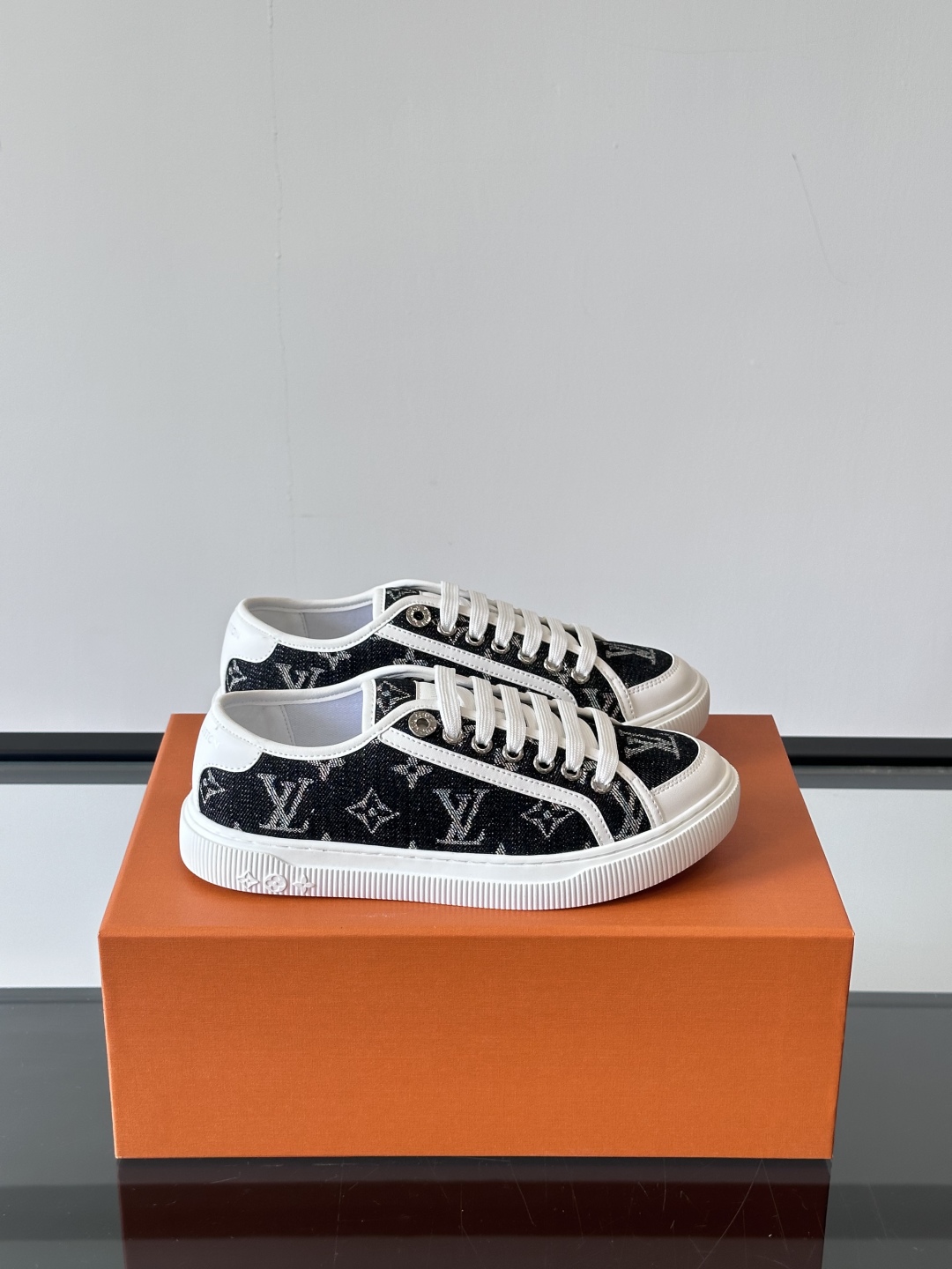 LV  01539