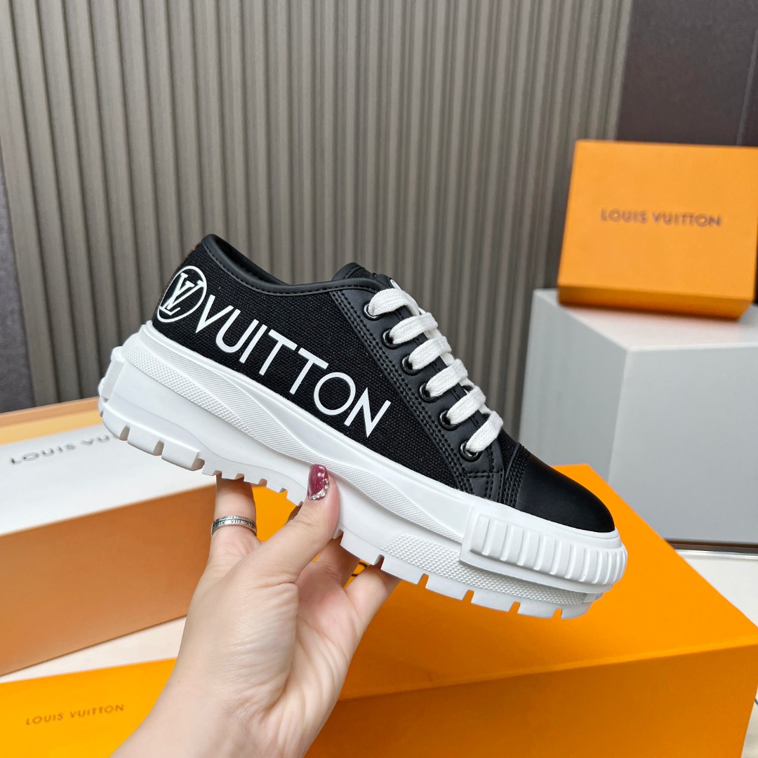 LV 01709