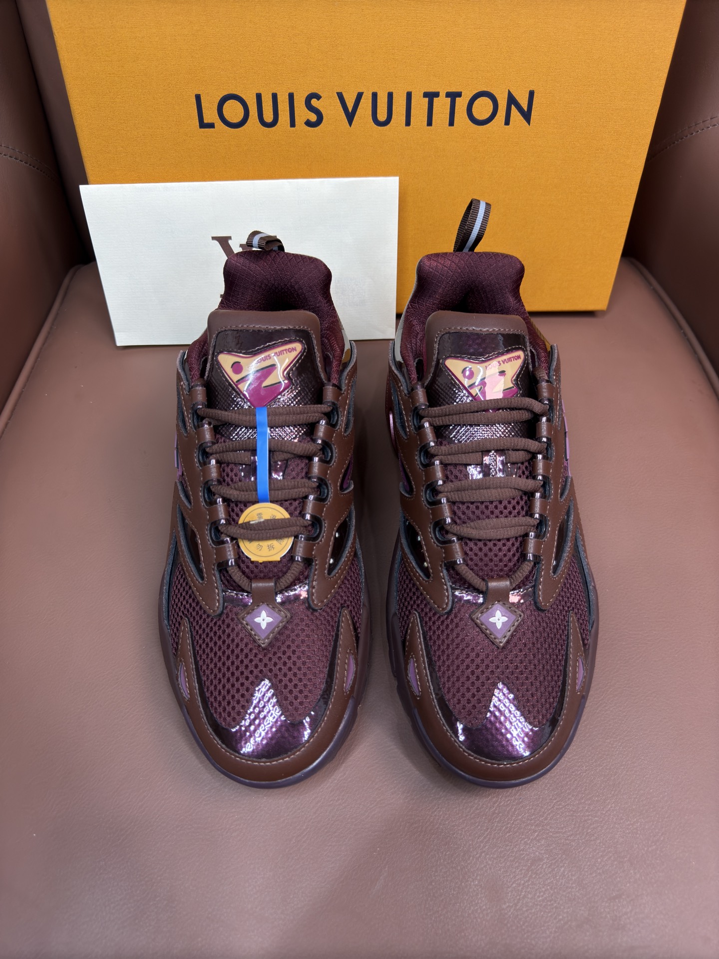 LV  01969