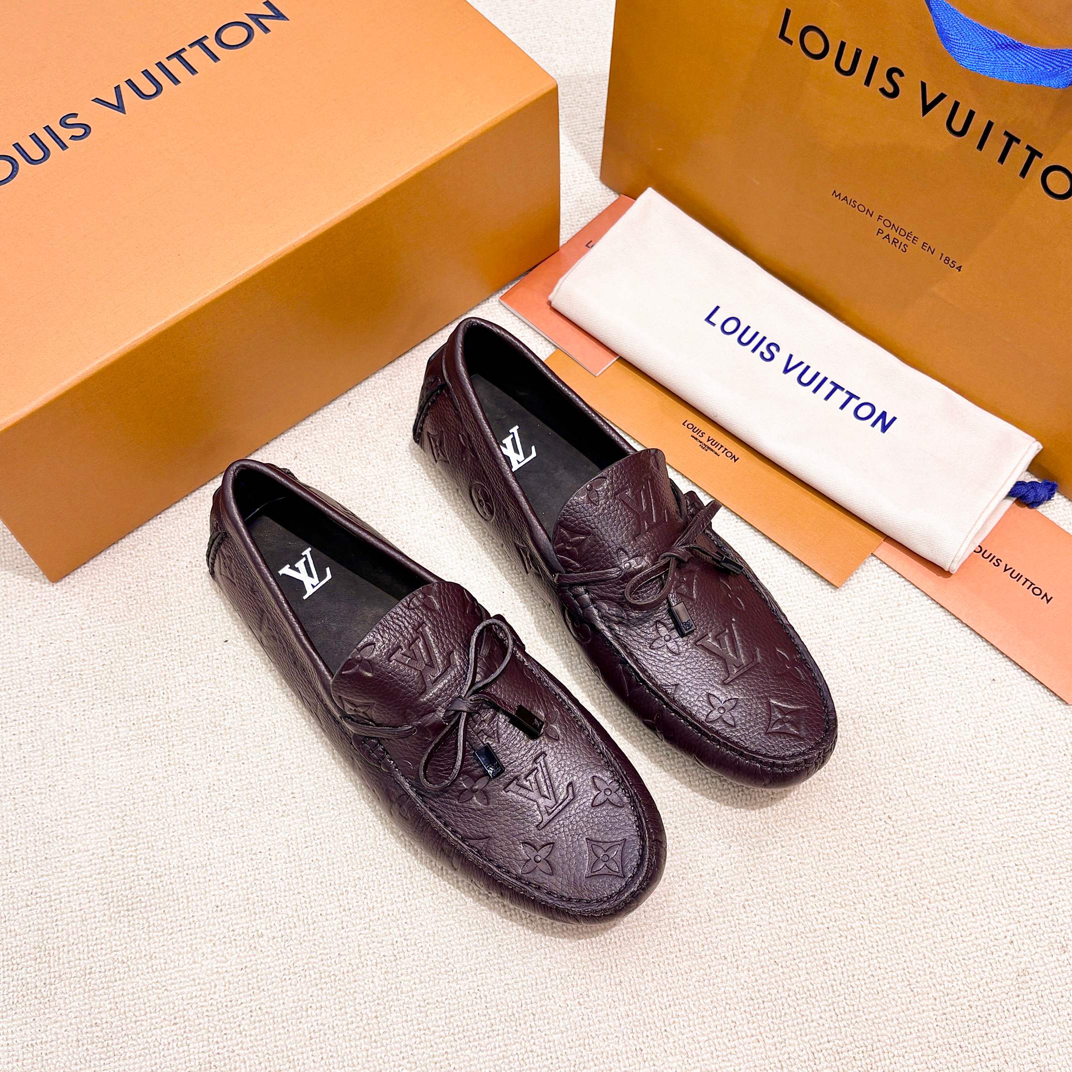LV 02009