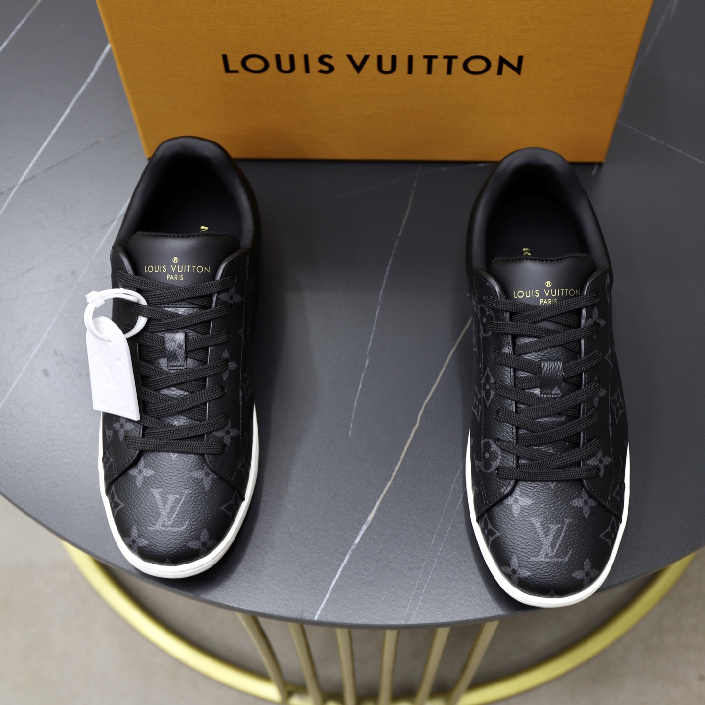LV 02259