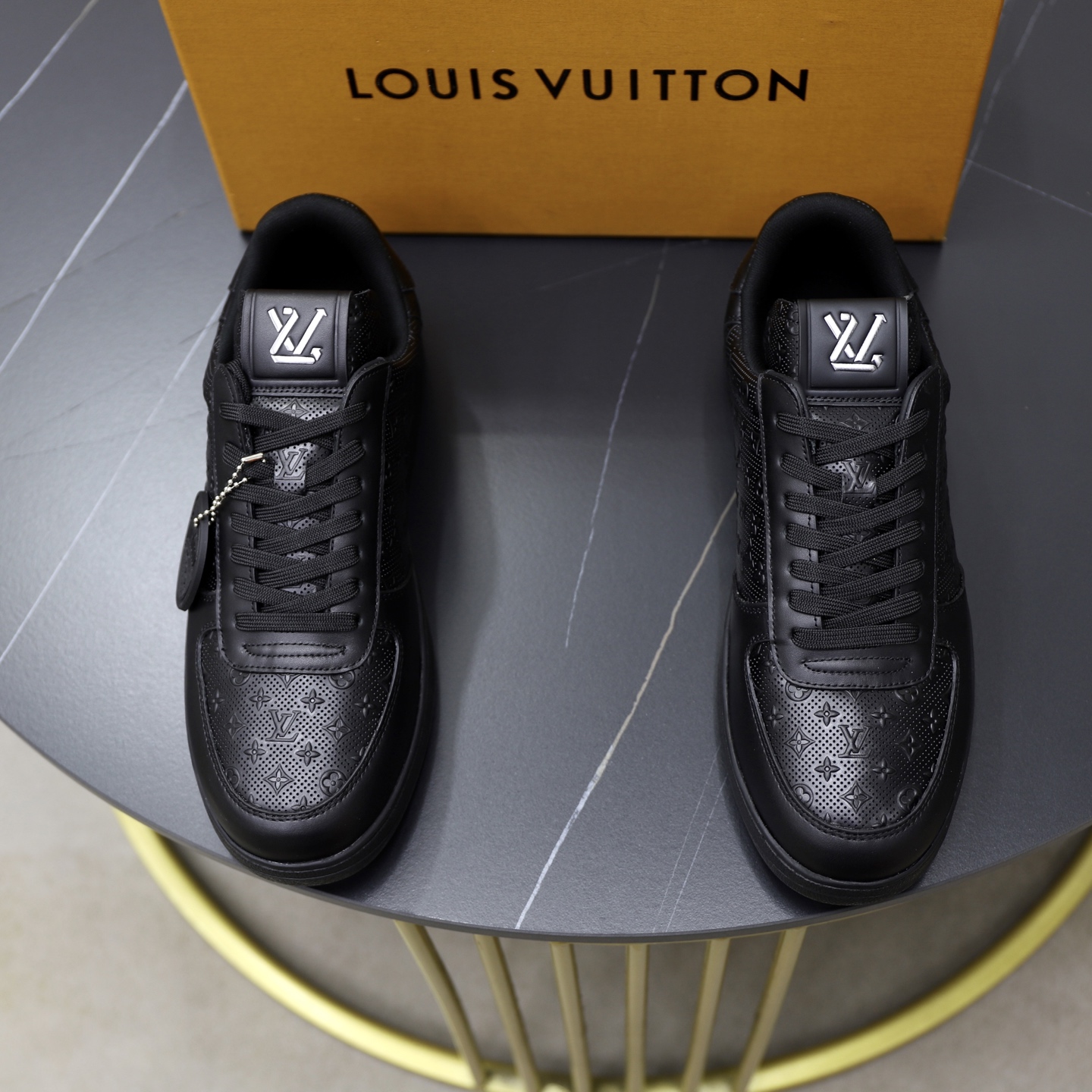 LV 02309