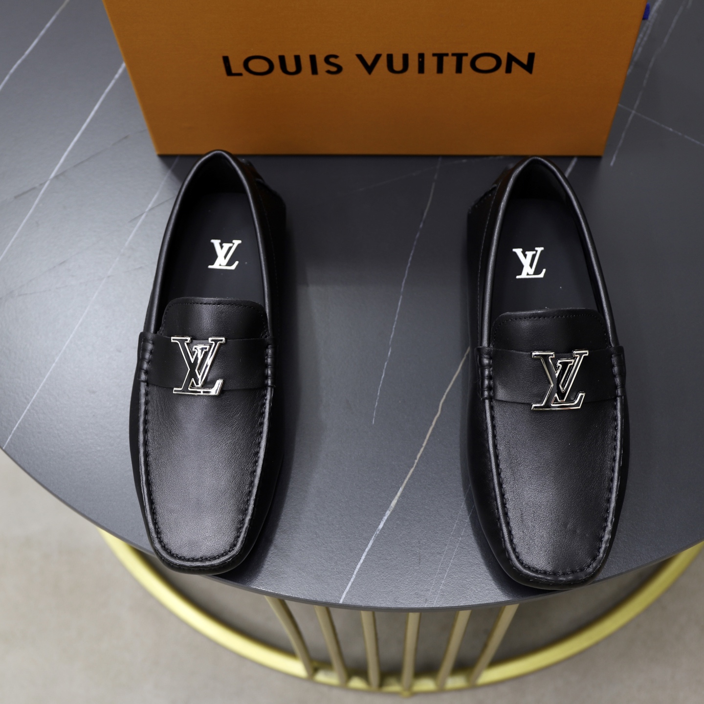 LV 02979