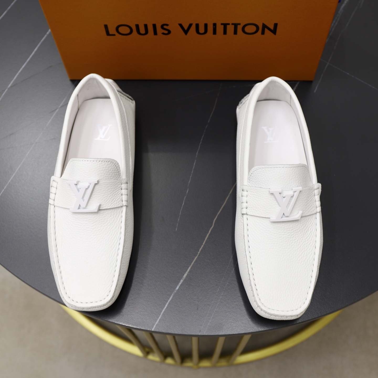 LV 03139