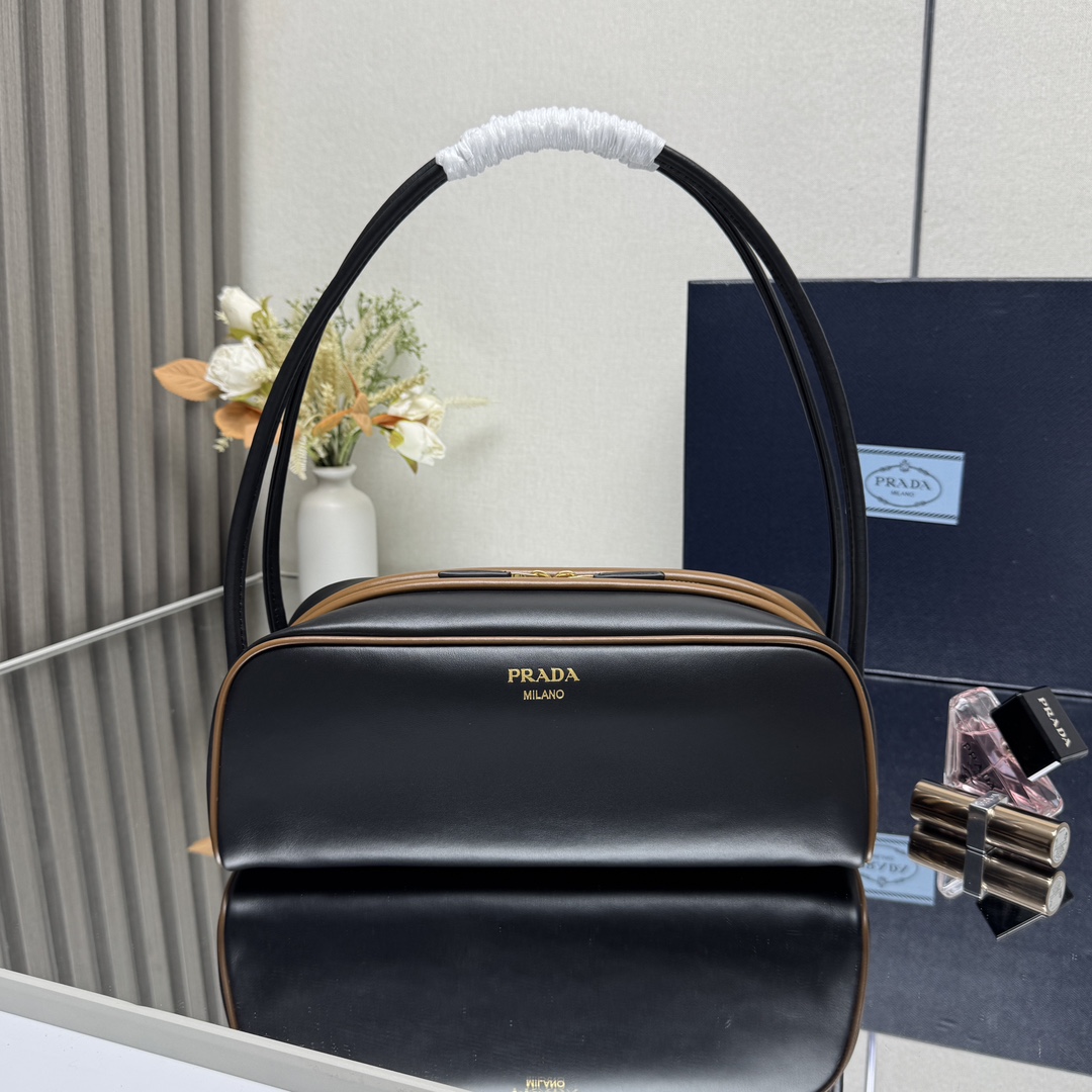 Prada 00039