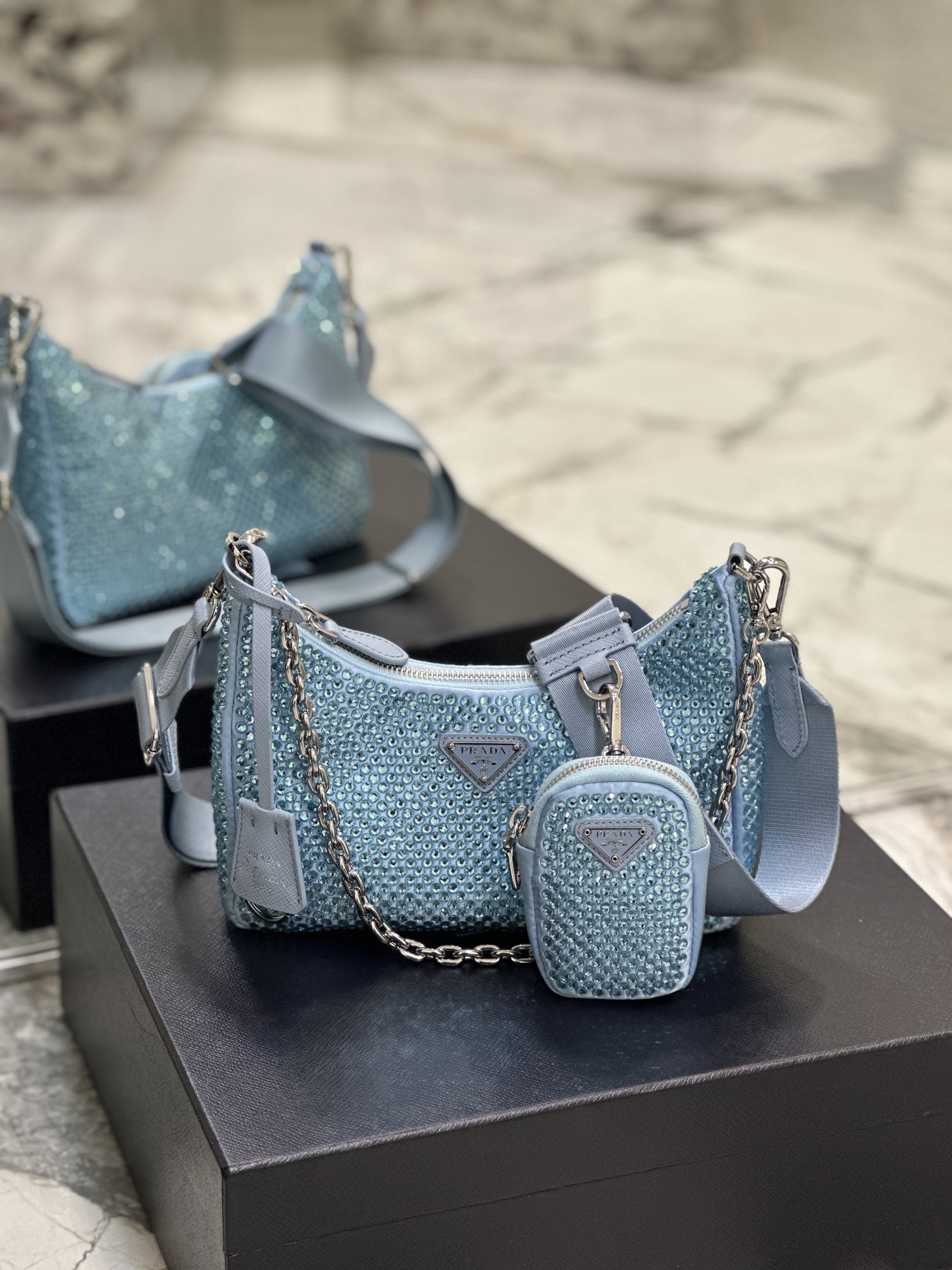 PRADA    00059