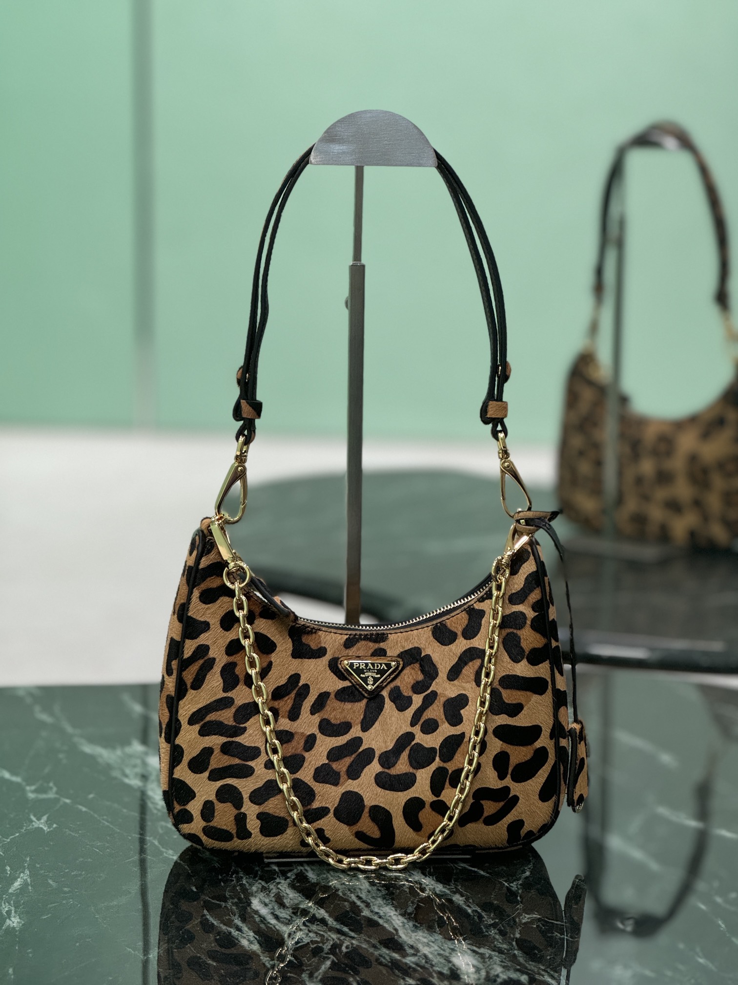 PRADA    00089