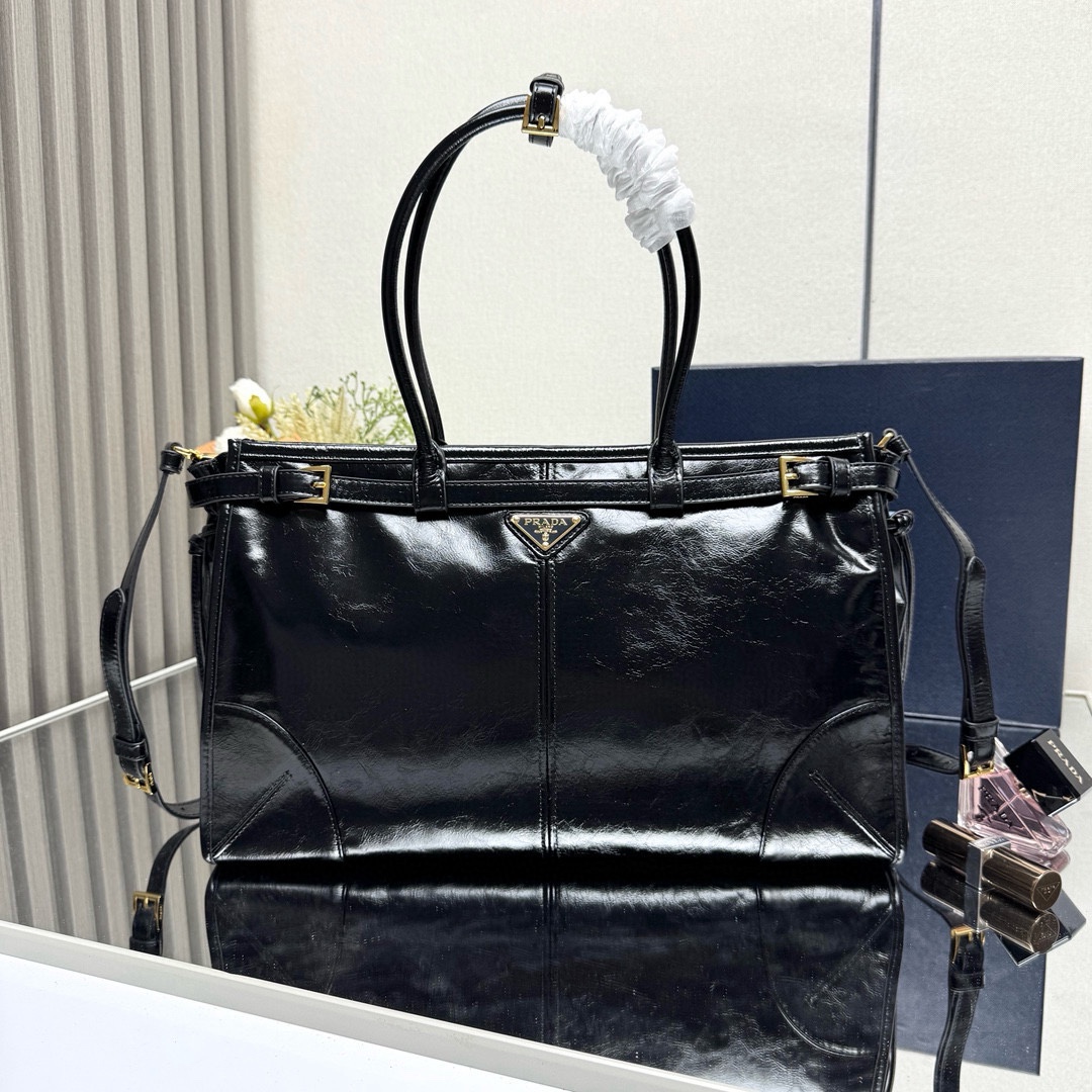 PRADA 00109