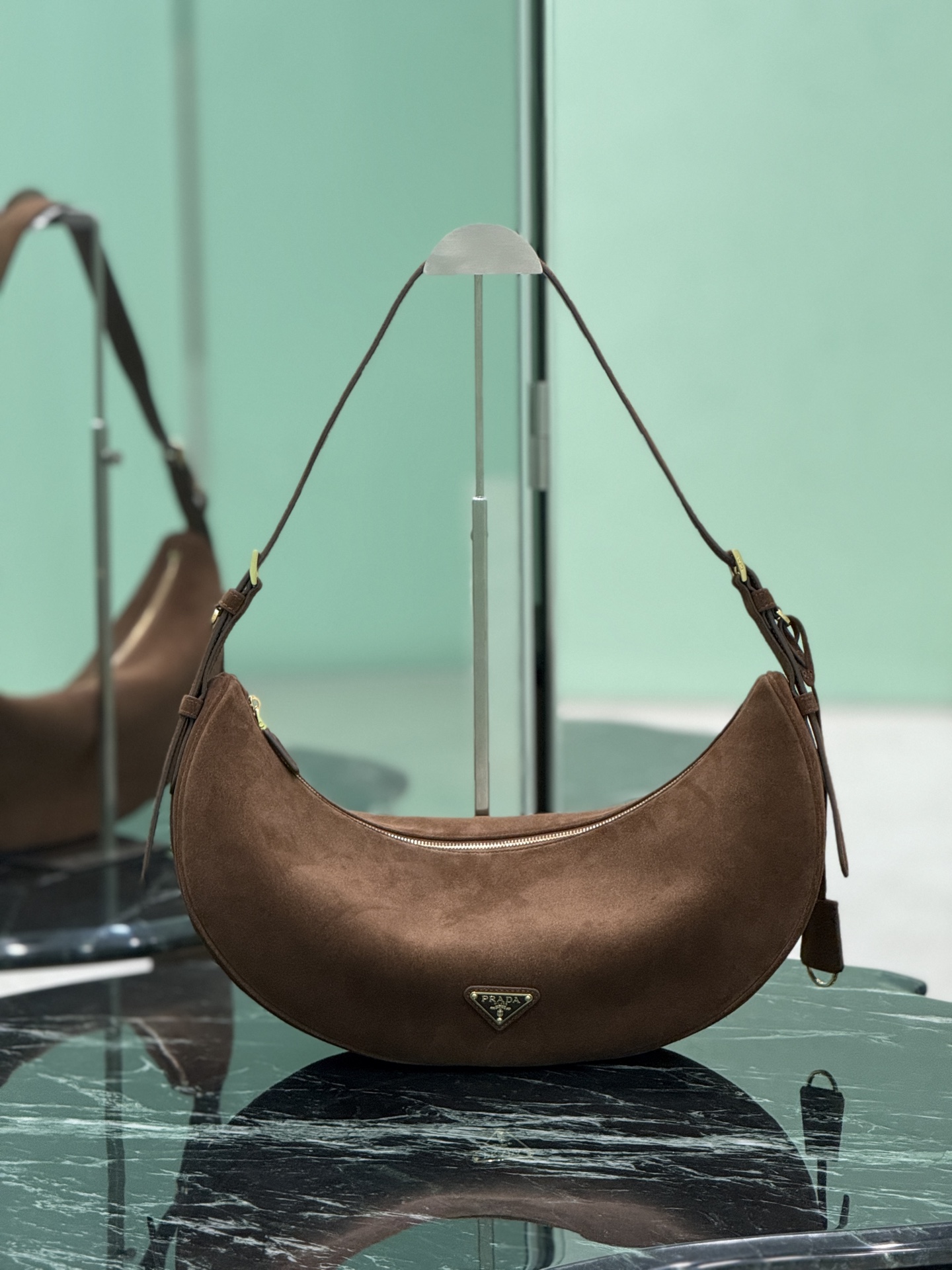 PRADA    00119
