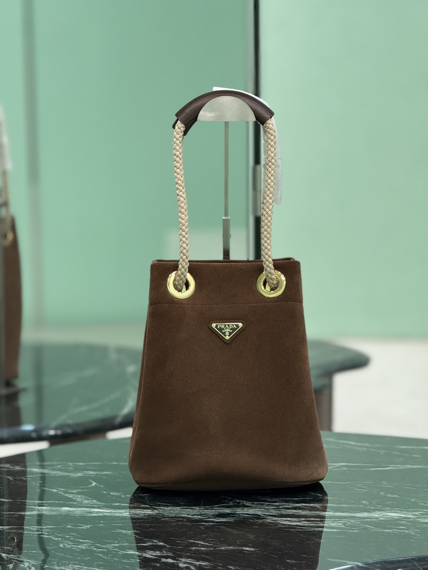PRADA    00129
