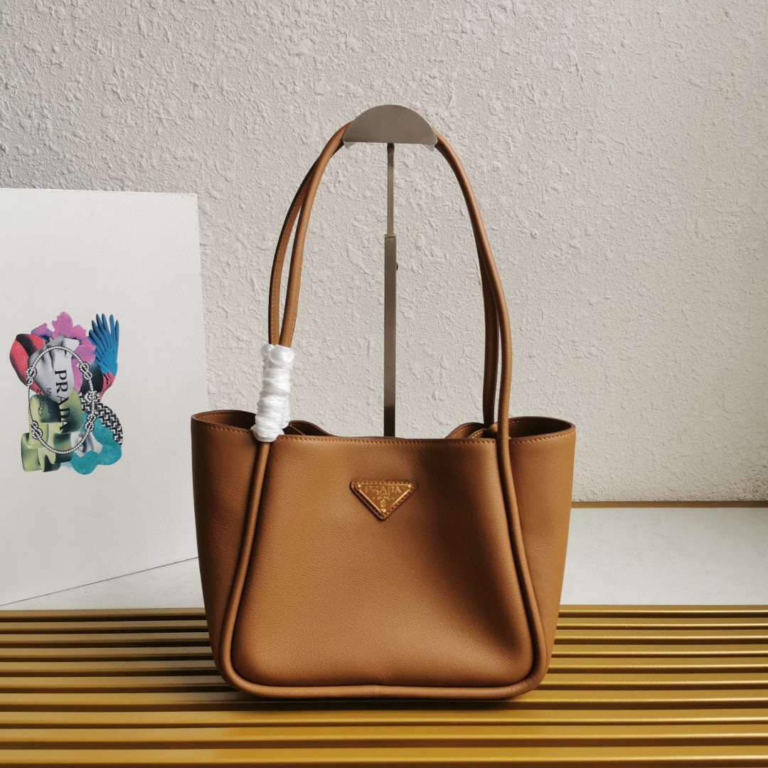 Prada 00139