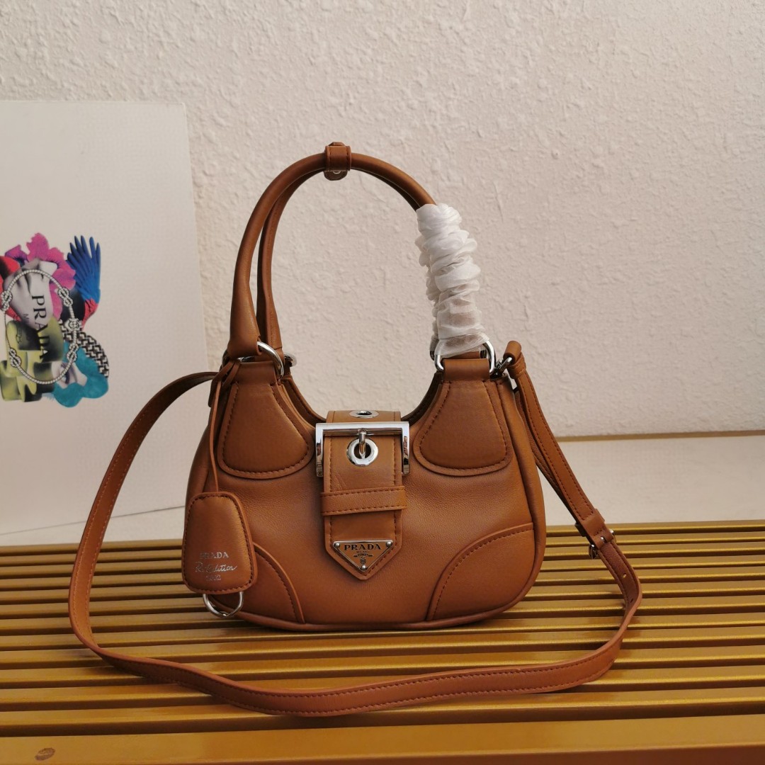 PRADA  00139