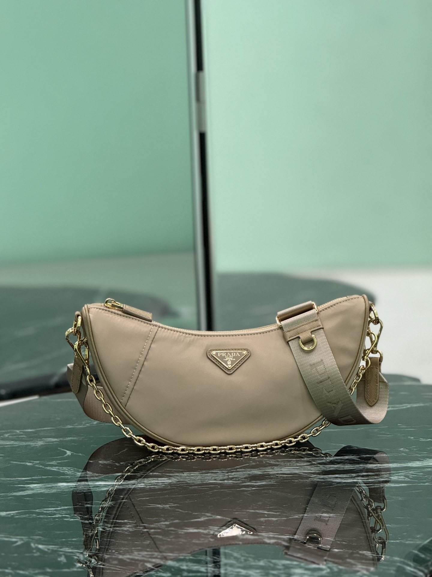 PRADA    00159