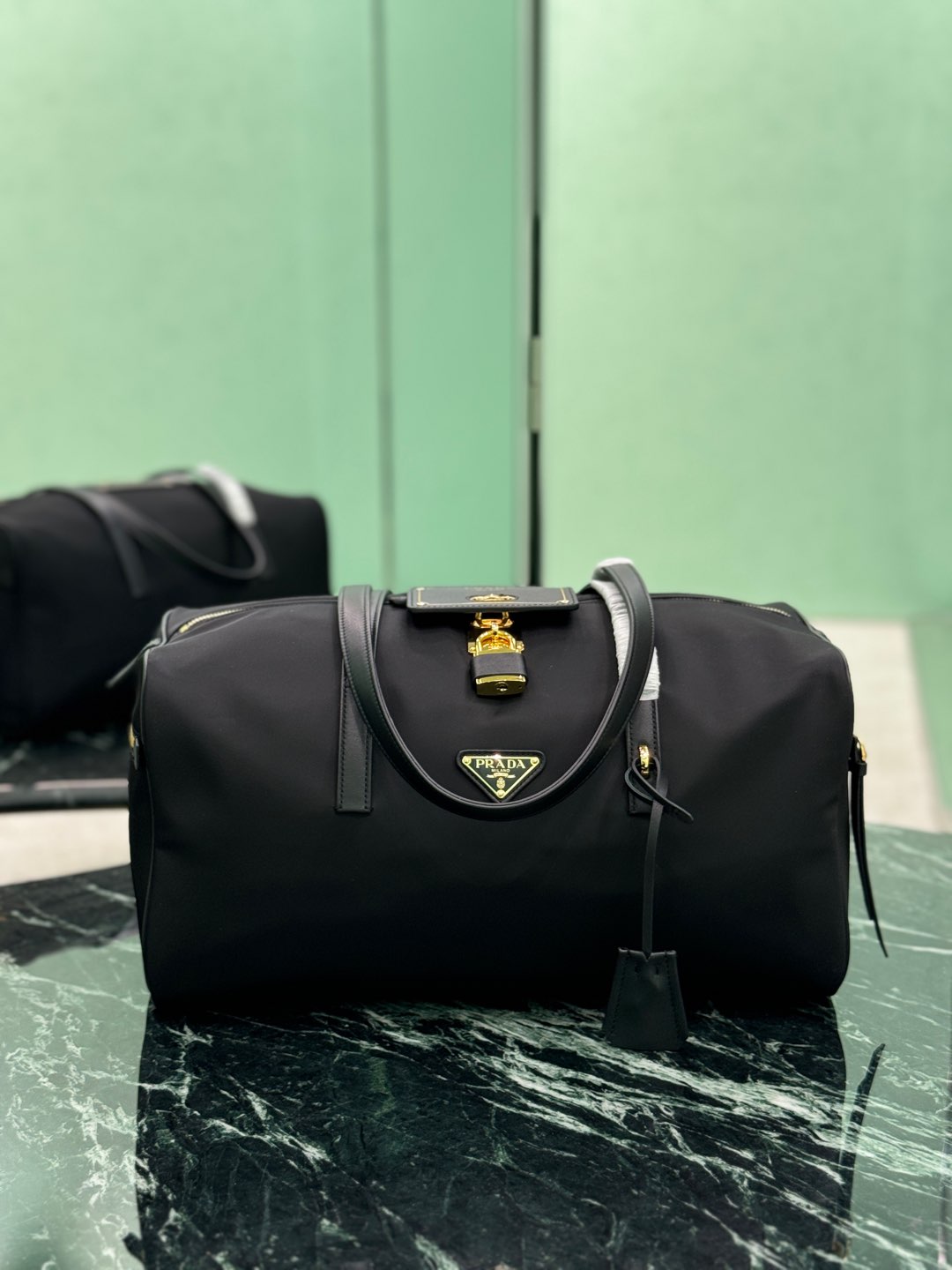 PRADA    00219