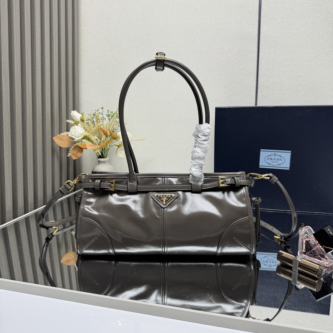 PRADA 00219