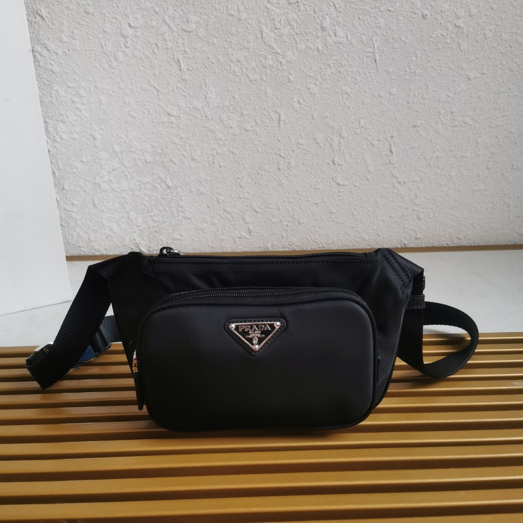 Prada 00239
