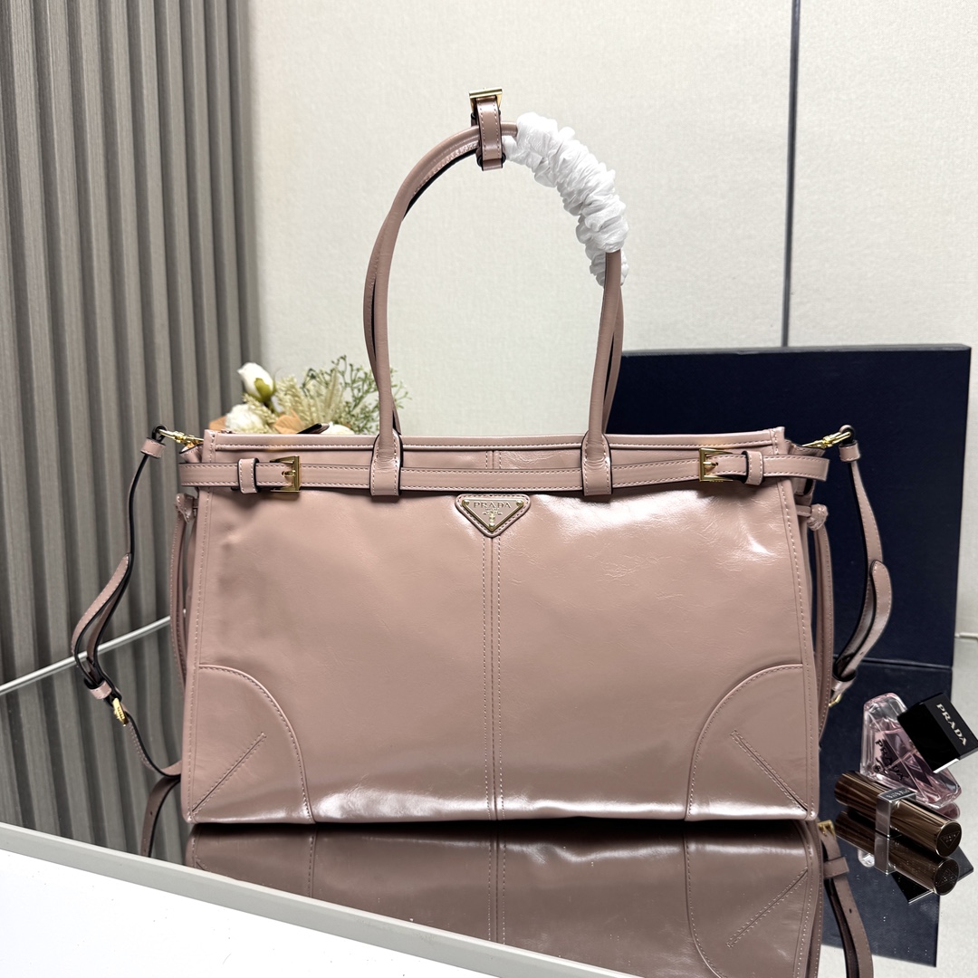 Prada 00249