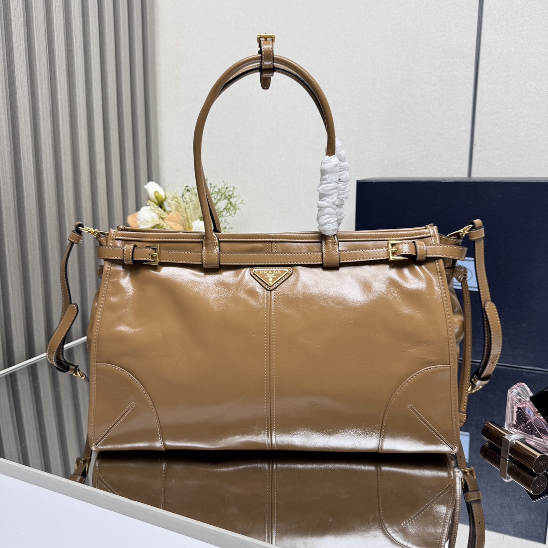 Prada 00269
