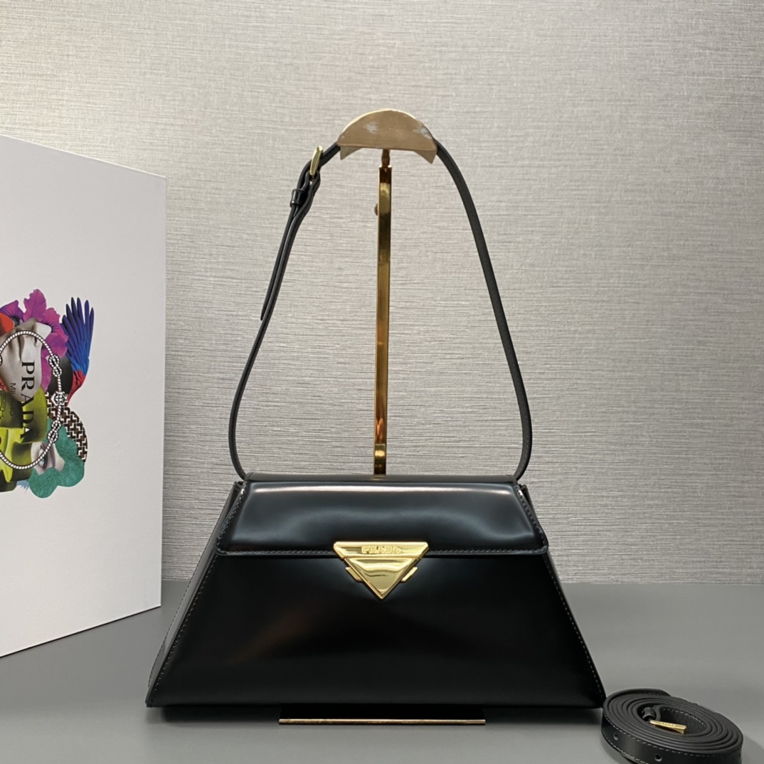 PRADA 00279