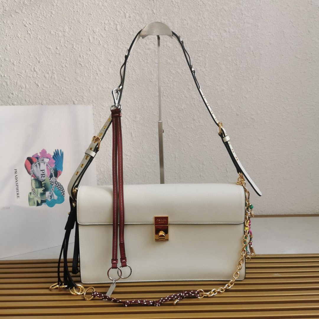 Prada 00289