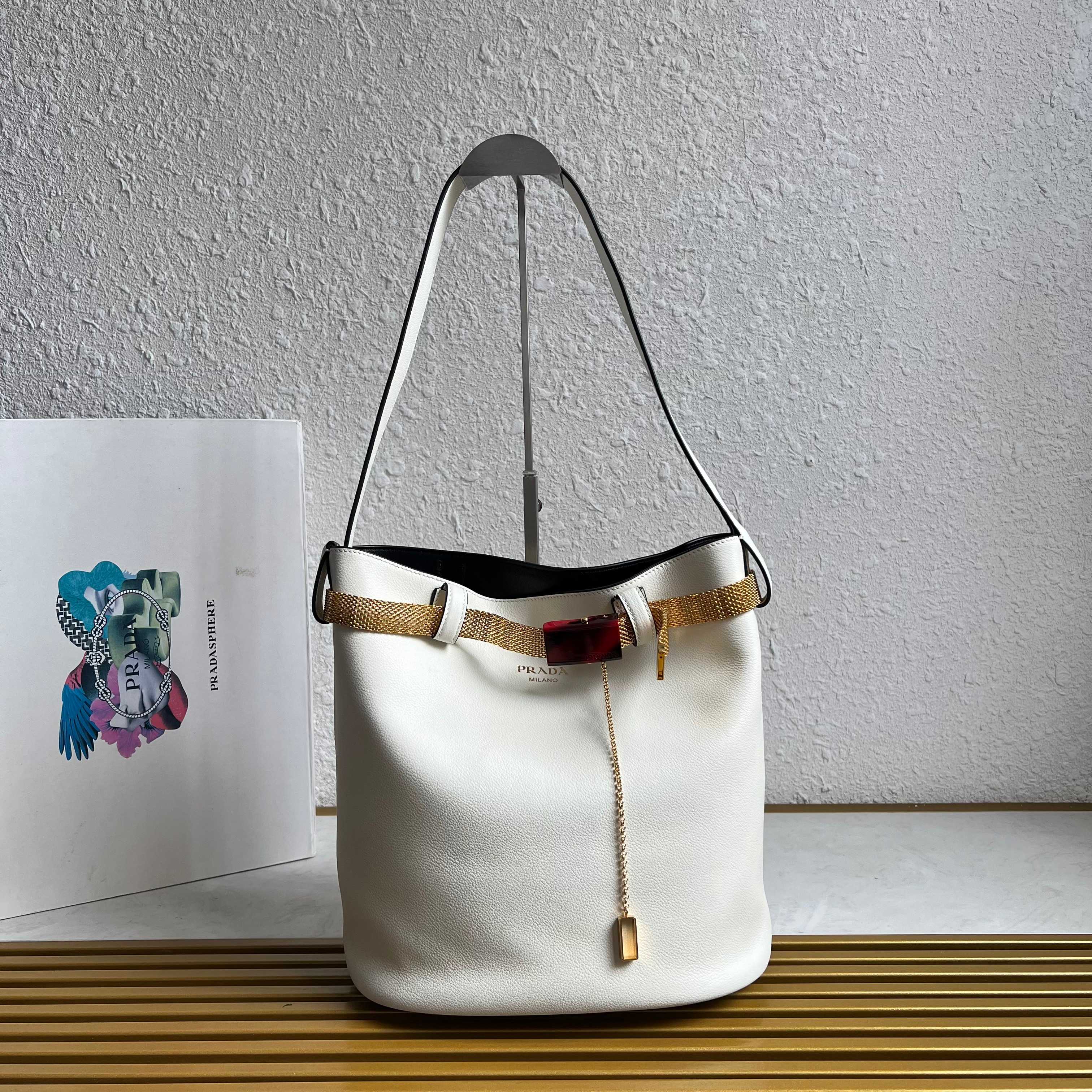 PRADA  00309
