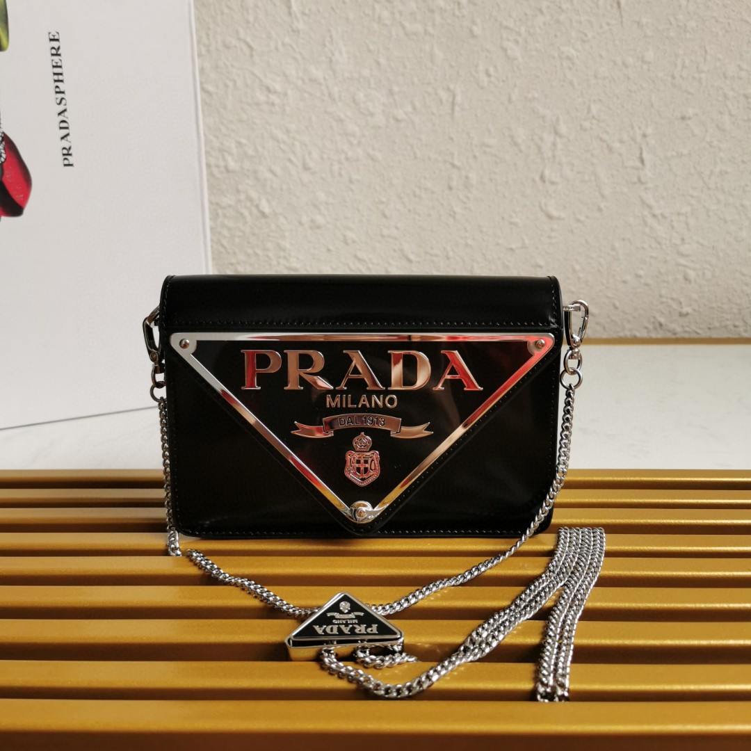 Prada 00369