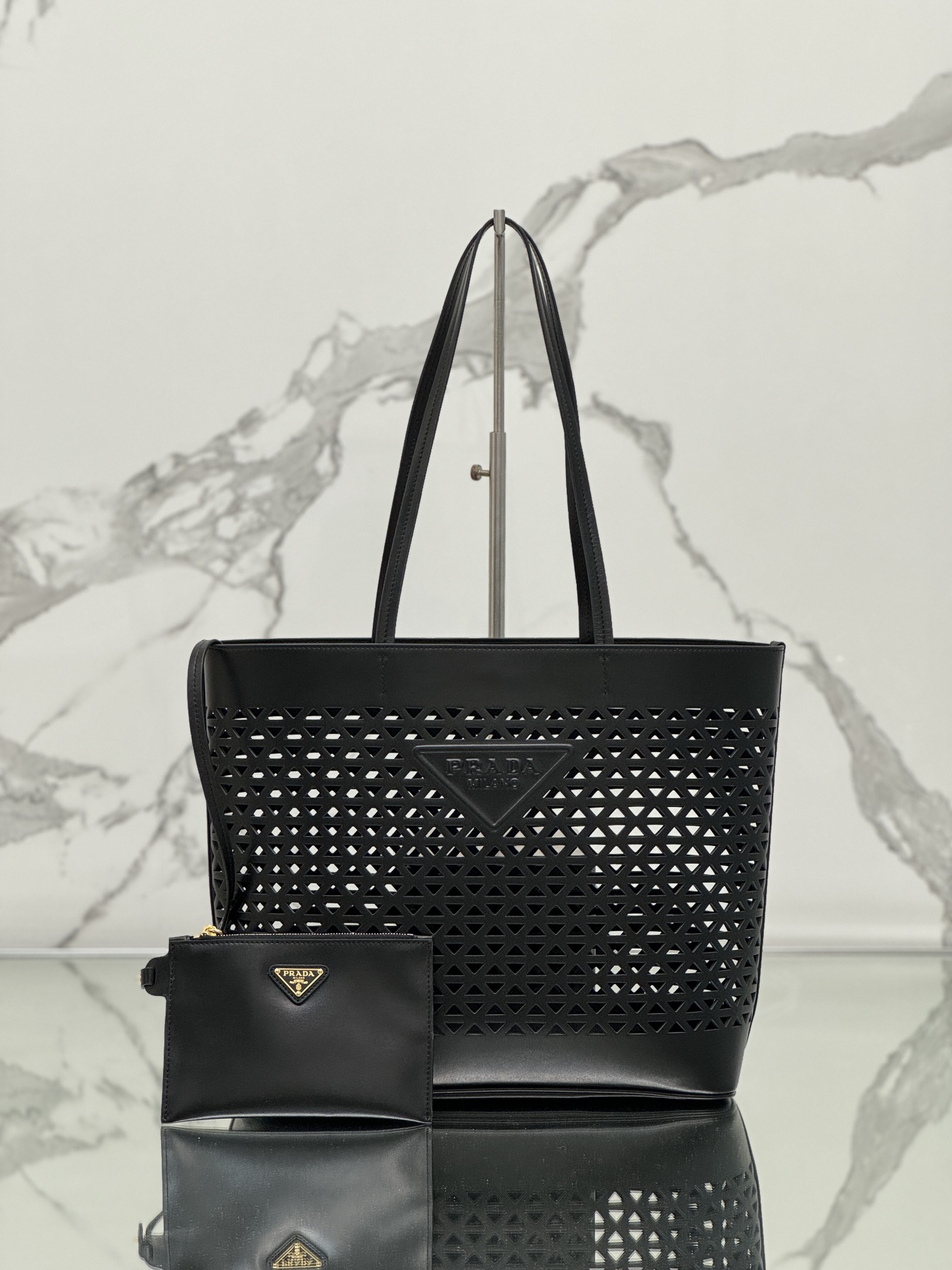 PRADA    00389