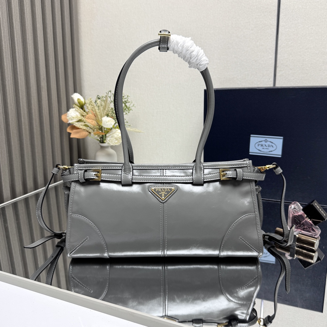 Prada 00389