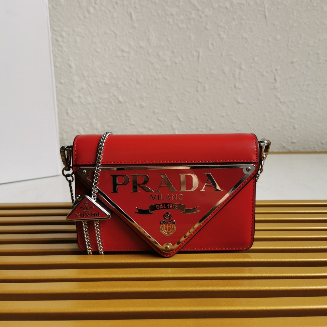 Prada 00399