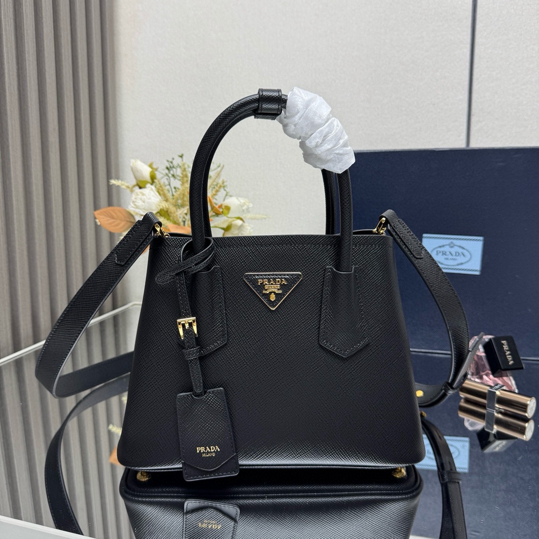PRADA 00489