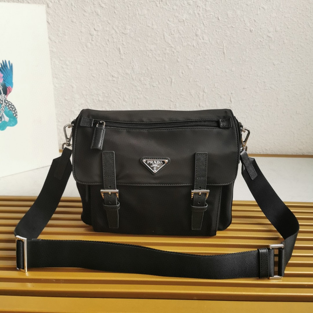 Prada 00499