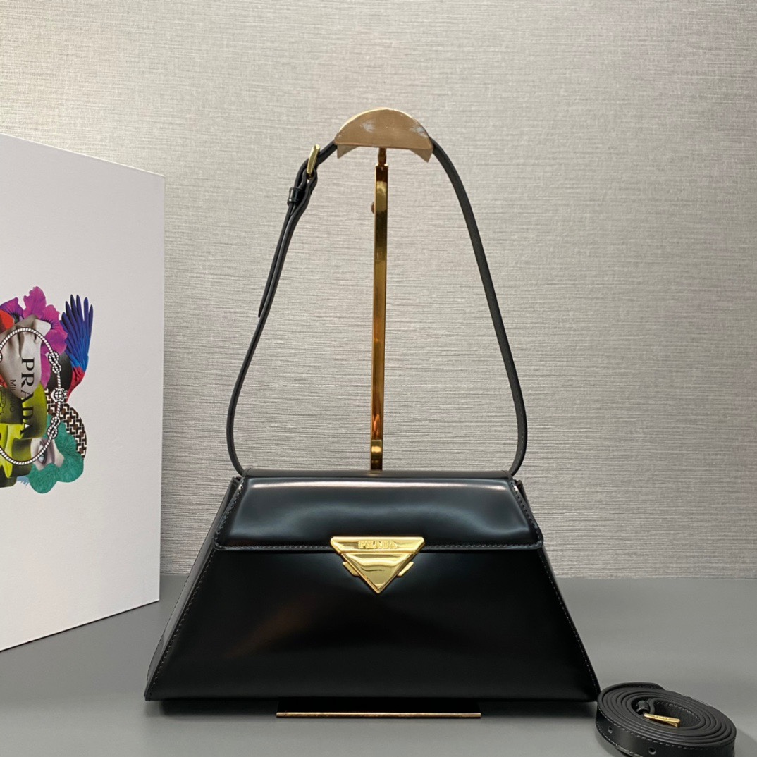 PRADA 00506