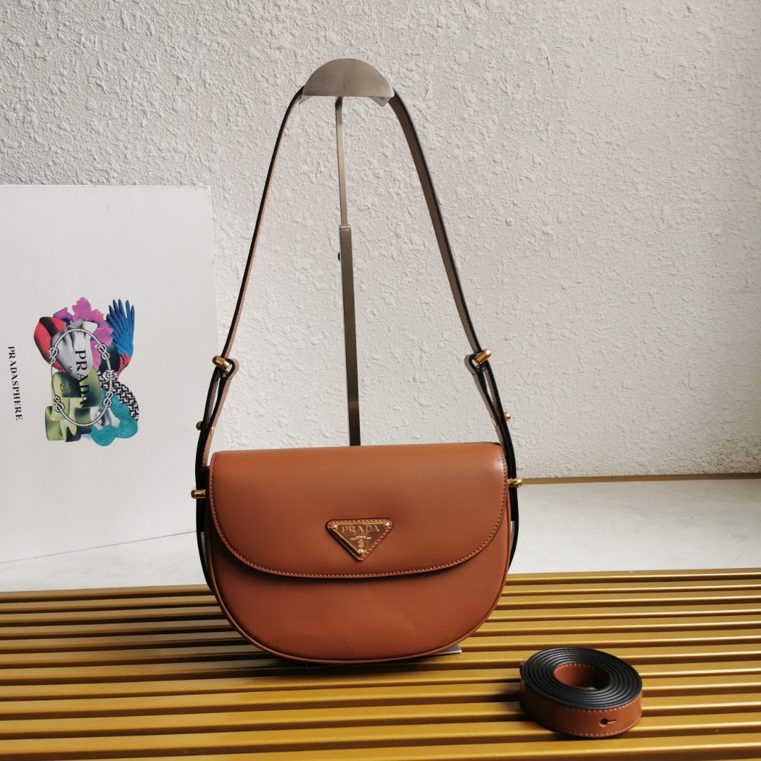 PRADA  00529