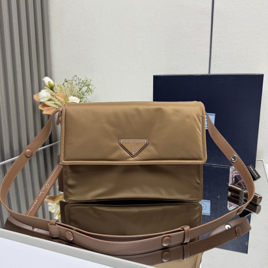 Prada 00529