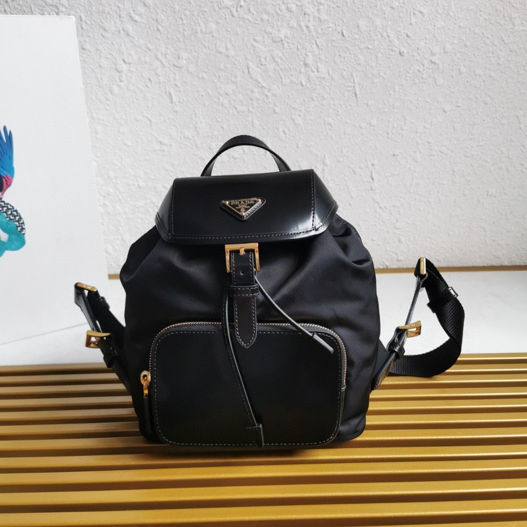 Prada 00589