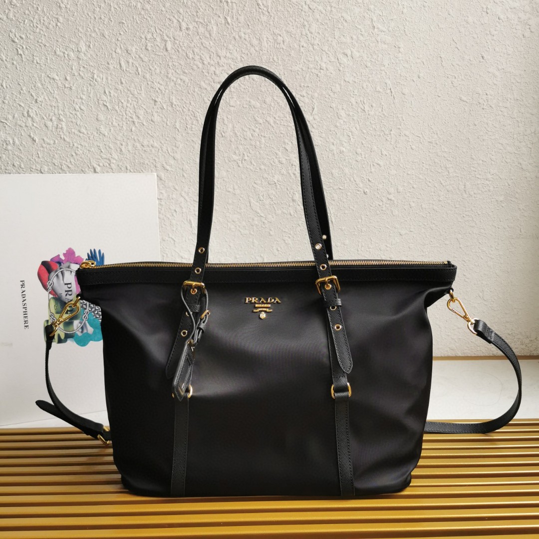 Prada 00739
