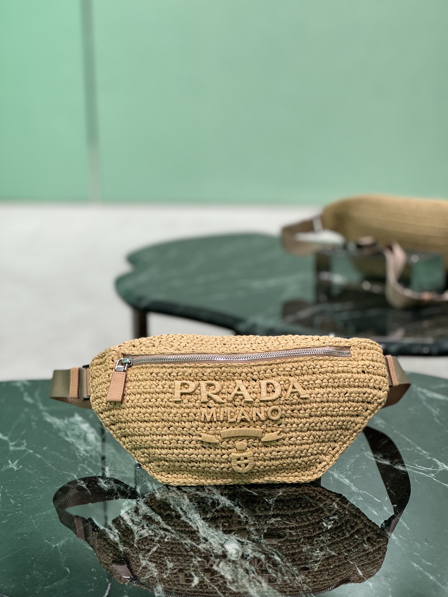 PRADA  00779