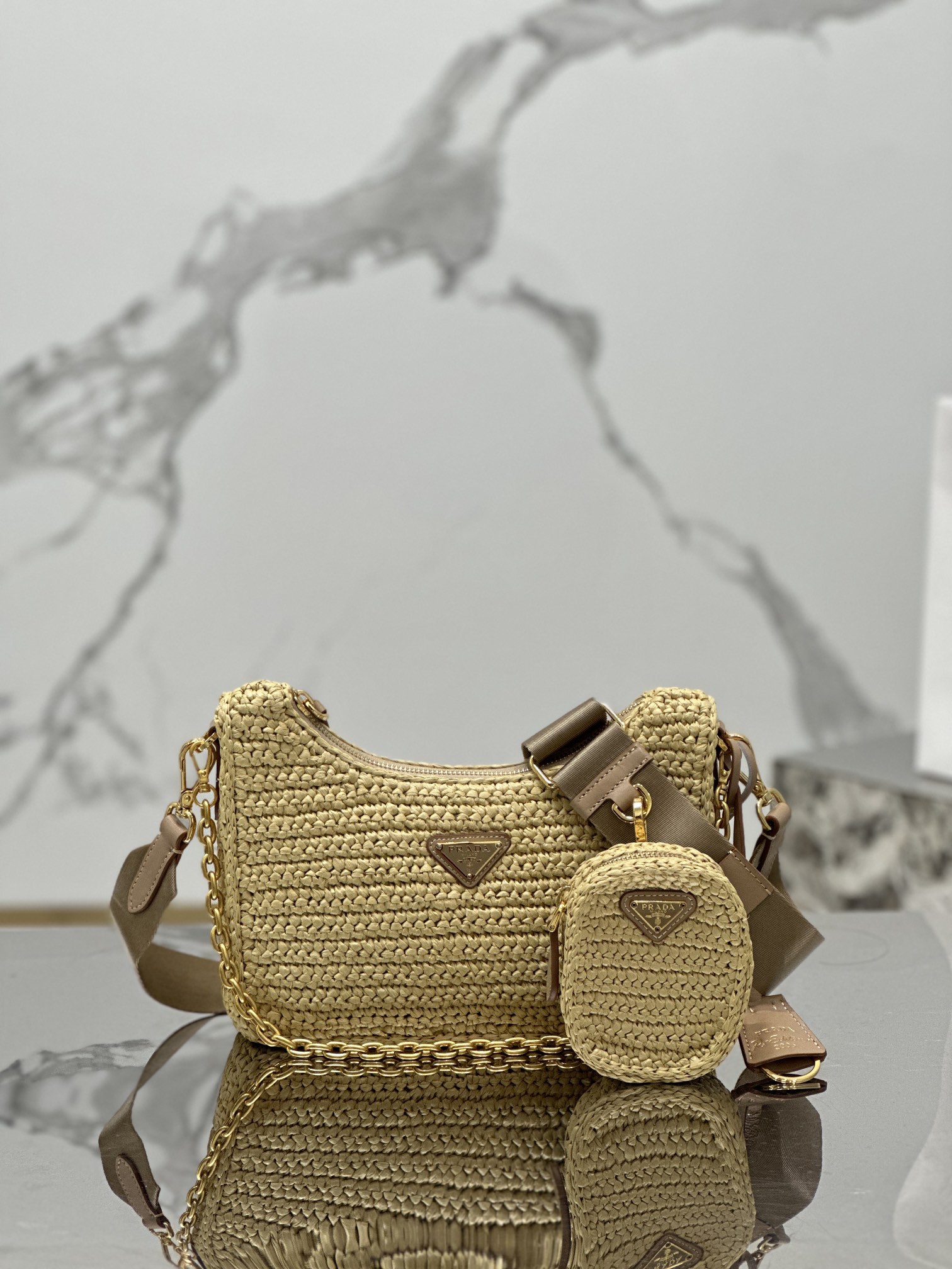 PRADA  00819