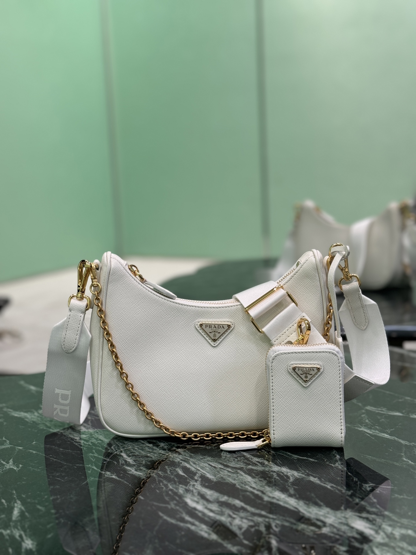 Prada 00859