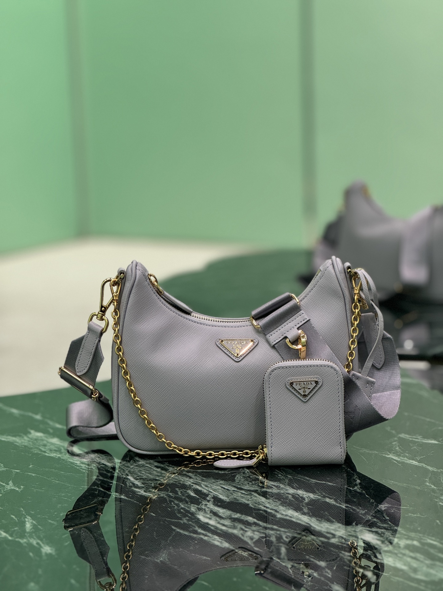 Prada 00889
