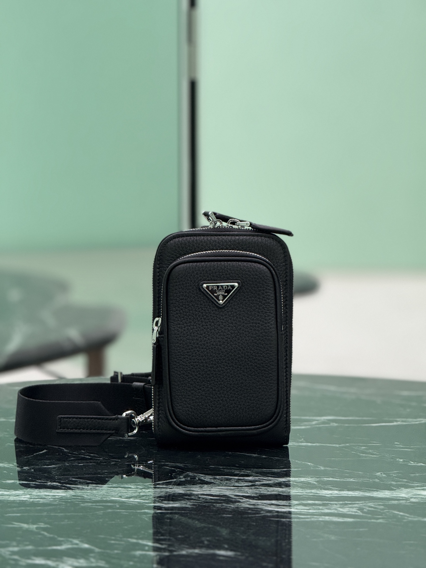 PRADA  00929