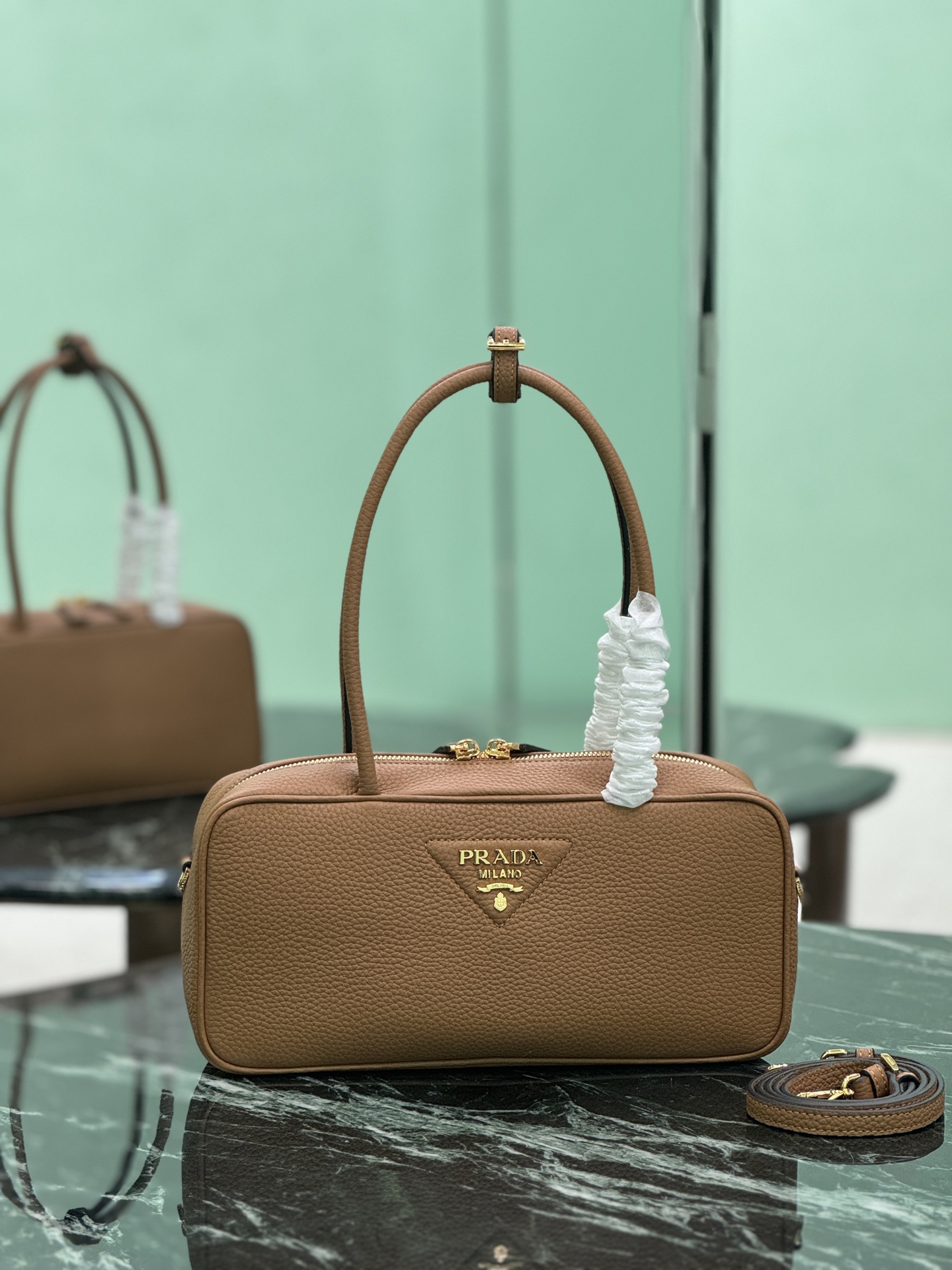 Prada 01019