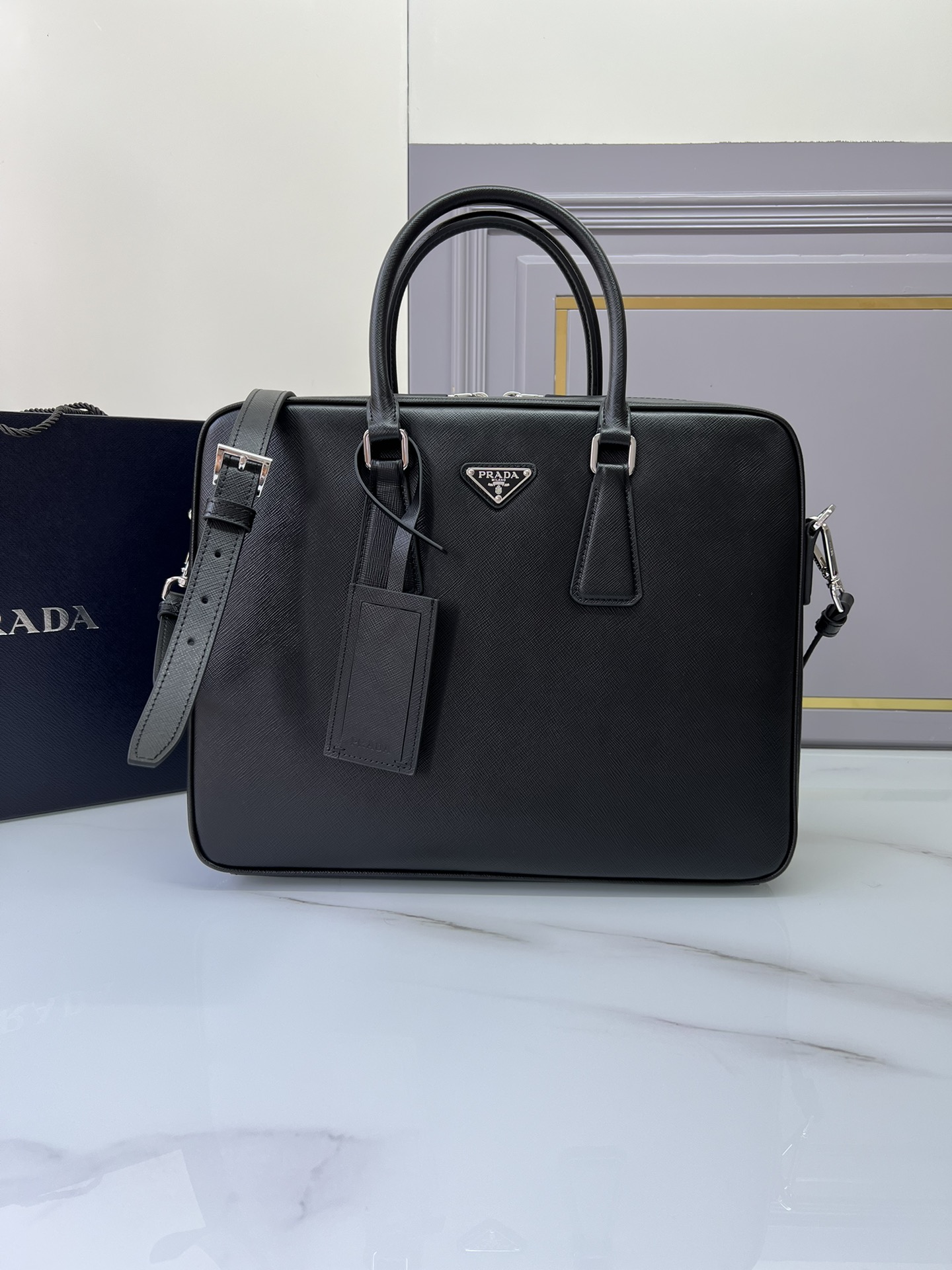 Prada 01019