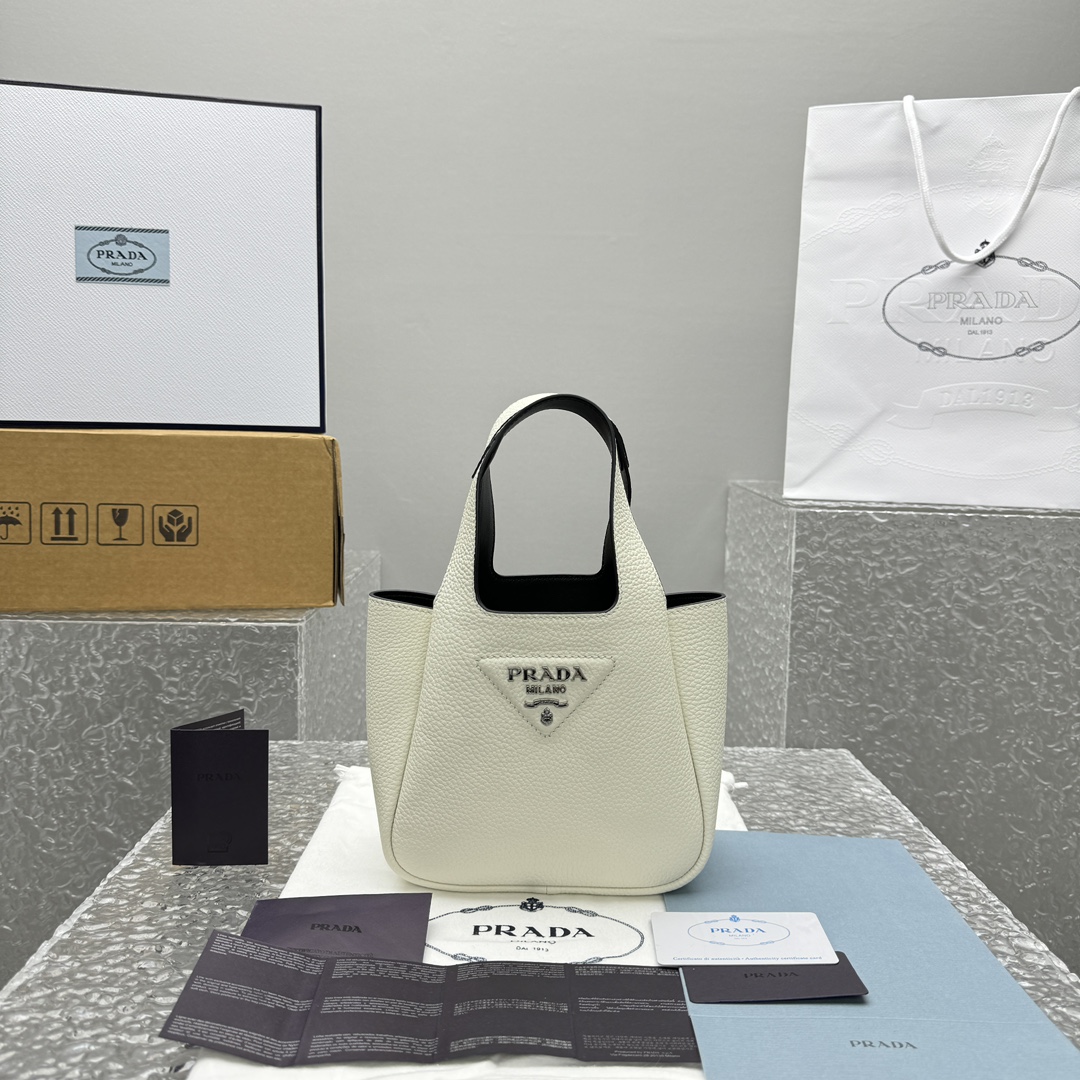 PRADA    010710