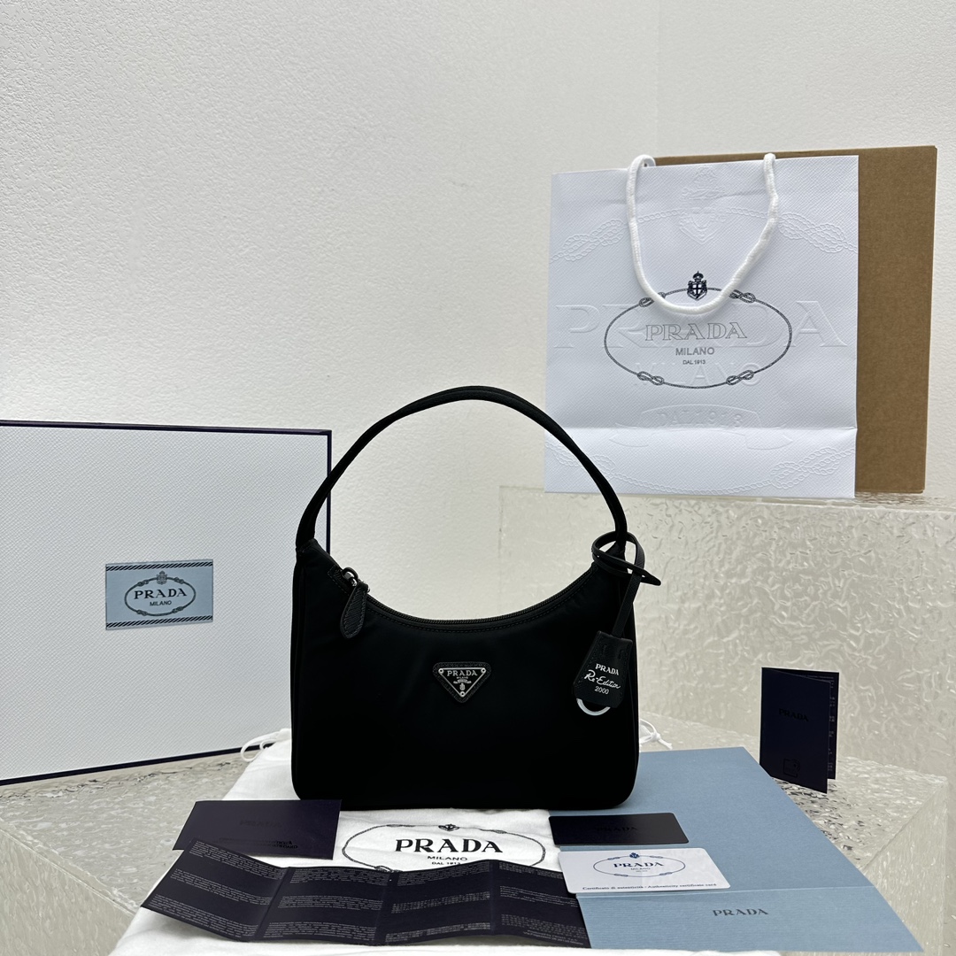 PRADA    011511