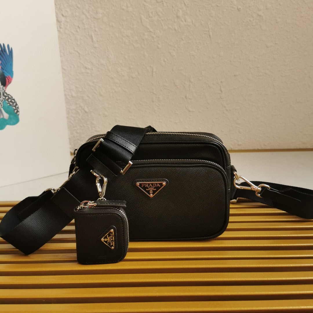 Prada 01219