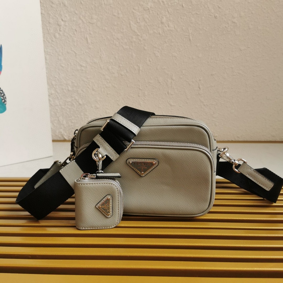 Prada 01228