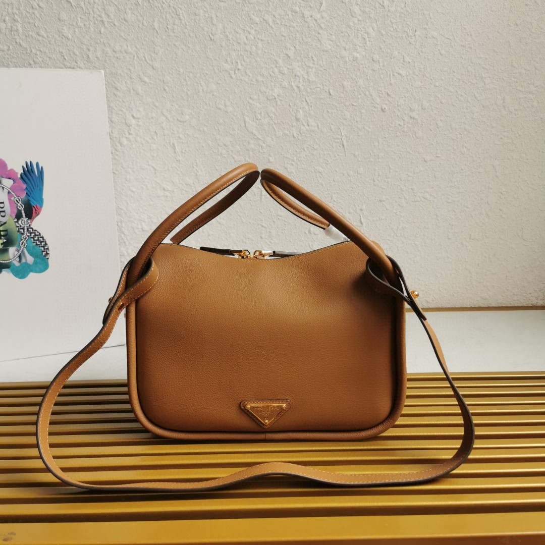 Prada 01388