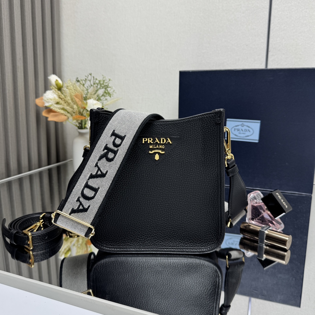 Prada 01479